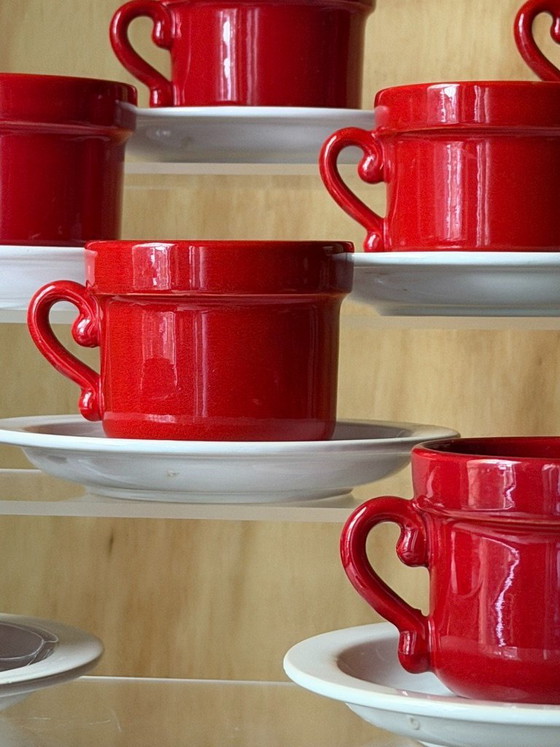 Vintage Huizen Holland Red Espresso Cups & Saucers Set | MCM Dutch Pottery MCM Kitchen Decor – Servies (photo 4 of 13)