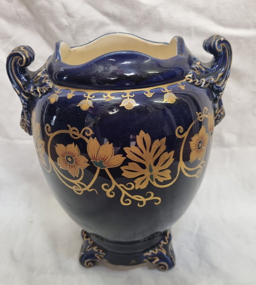 Choisy Le Roi earthenware vase, Carrer Belleuse