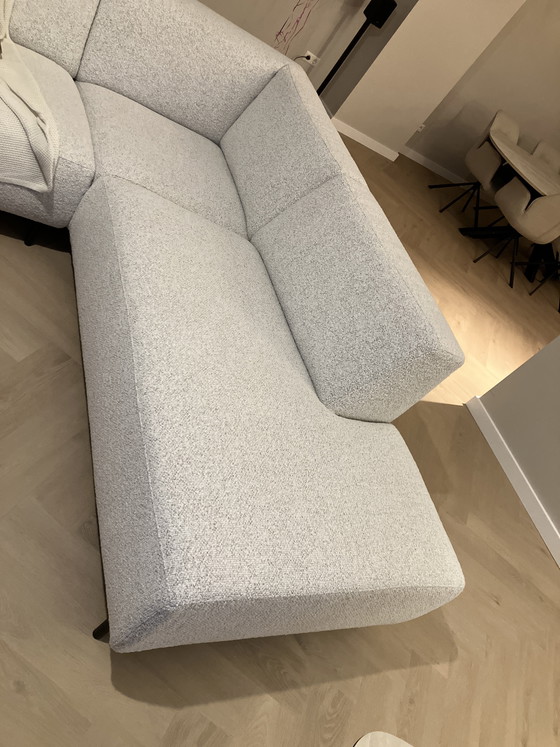 Image 1 of ¡COMPLETAMENTE NUEVO! Rincón con isla/sala de estar.