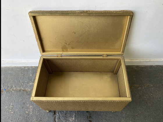 Image 1 of Boîte à couvertures / Ottoman Lloyd Loom vintage des années 1950