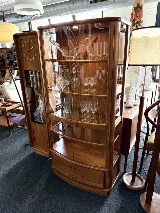 Image 1 of Vetrina danese vintage in teak e vetro anni '80