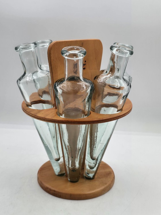 Image 1 of Holzhalter mit 6 konischen, mundgeblasenen Flaschen, Design