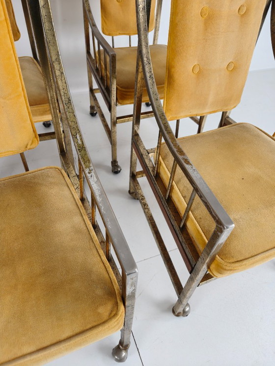 Conjunto único de sillas de comedor y salón de estilo de mediados de siglo – Doradas, fabricadas entre 1940 (photo 6 of 24)