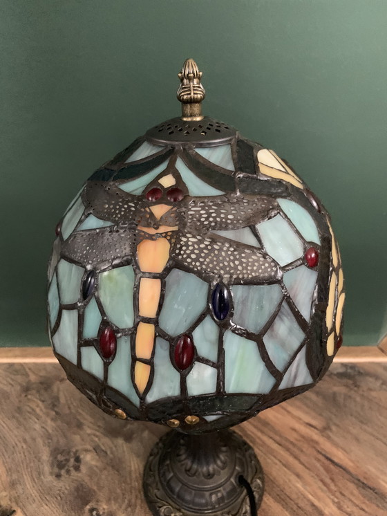 Image 1 of Tiffany style tafel lamp 