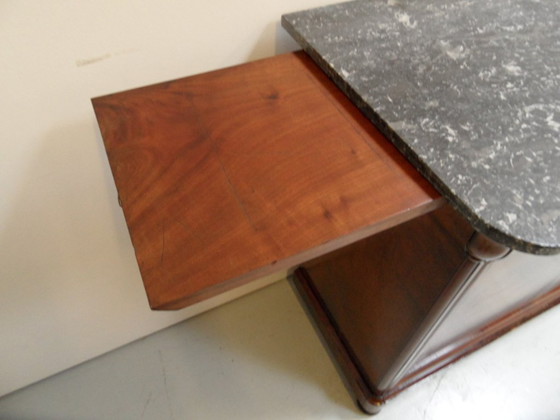 Image 1 of Aparador antiguo de caoba