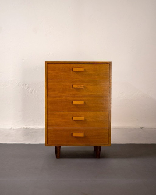 Coppia di comodini o cassettiere in teak