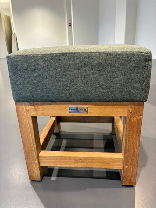Top teak houten krukjes met stoffen zitting! 