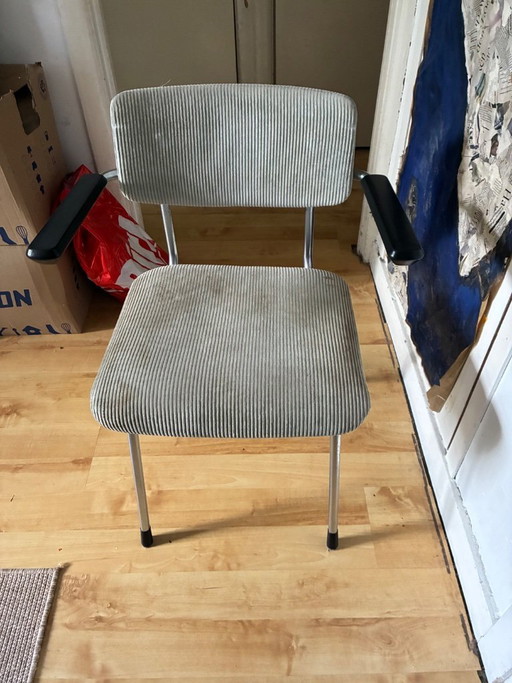 3 Gispen chairs 1235