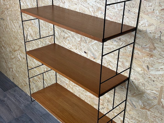 Image 1 of Anni '60-'70 scaffale in teak Scaffale a muro WHB Germania Scaffale a corda Design danese