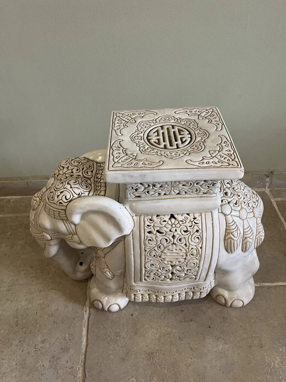 Vintage ceramic elephant – Decorative Objects, Porcelain (photo 2 of 12)