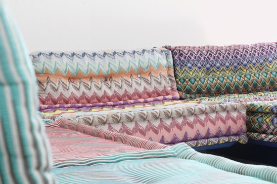 Image 1 of Canapé Roche Bobois Mah Jong, design Missoni par Hans Hopfer, avec plateforme