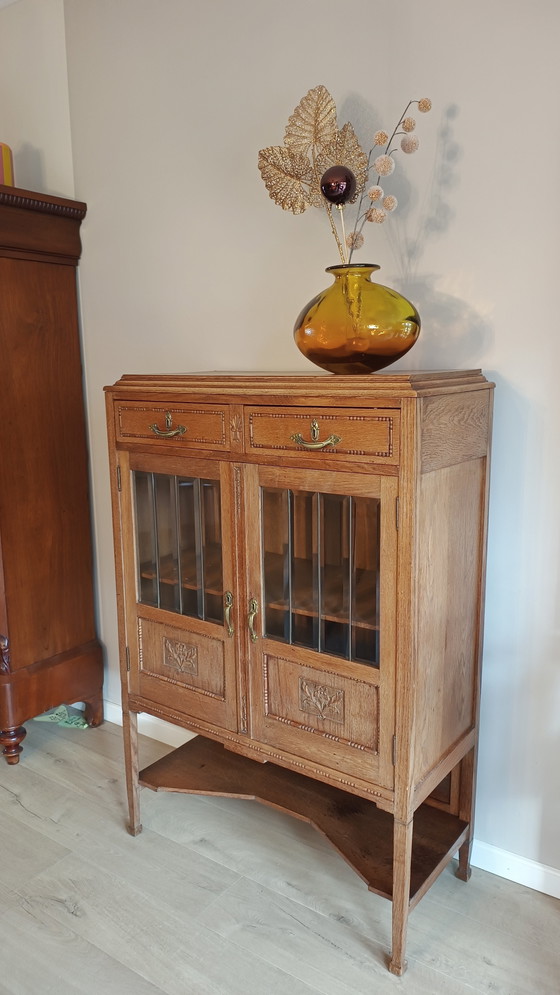 Image 1 of Magnifique vitrine Art déco de l'école d'Amsterdam