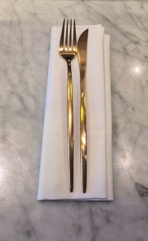 Image 1 of House of Furniture vintage