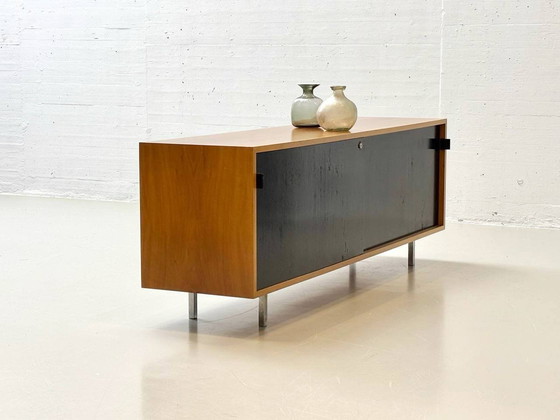 Image 1 of Credenza in noce di Knoll International (wohnbedarf) 1960