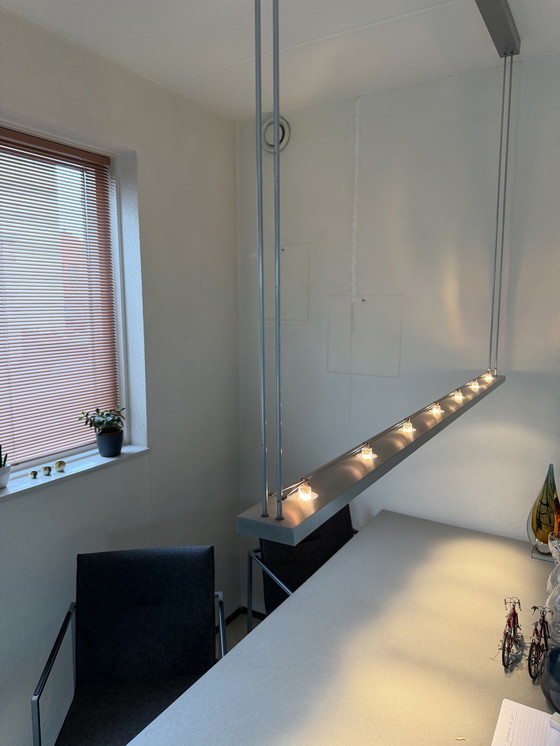 Image 1 of Table de salle à manger Metaform S16 avec chaises Arco et suspension Ferrolight Solid