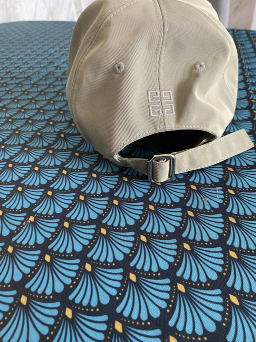 Casquette Givenchy 