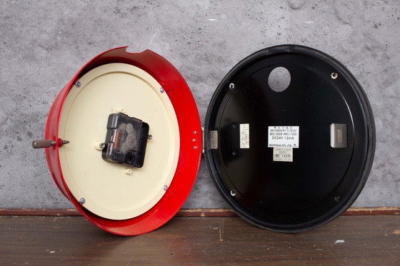Image 1 of Seiko CO. LTD Japon - Horloge murale industrielle rouge