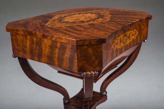 Tavolo da Lavoro per Cucito Biedermeier in Mogano, 1850 – Tavolini, Wood (photo 12 of 16)