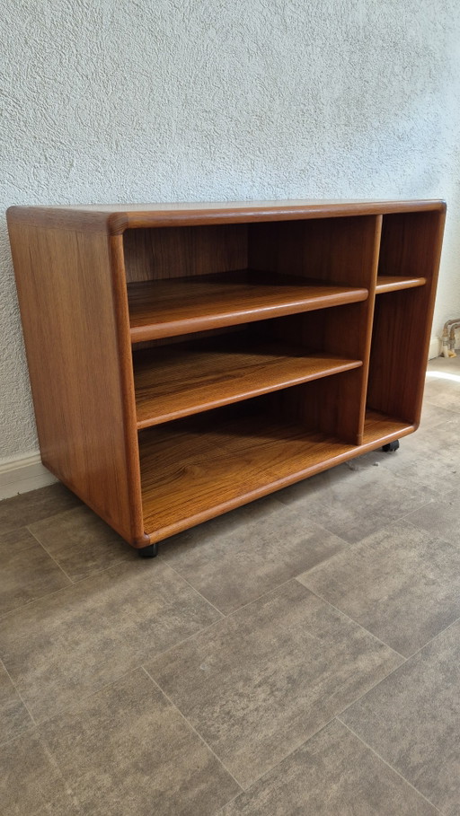 Dyrlund Teak Record Trolley | Mid-Century Danish Design – tv meubelen, Wood (photo 2 of 8)