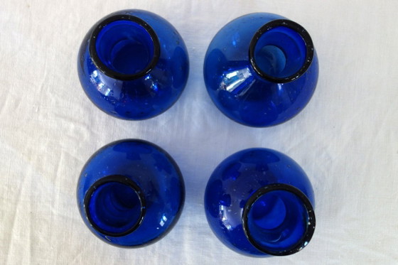 4 cobalt blue blown glass vases with bubbles, 60s/70s (photo 7 of 11)