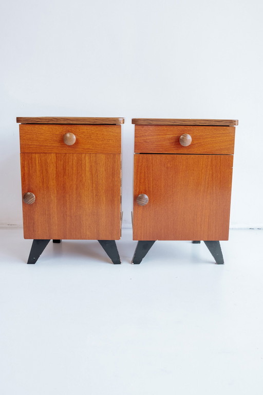 2x Vintage bedside table