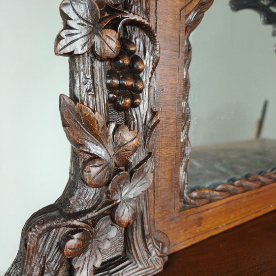 Image 1 of Aparador Horrix con espejo – estilo Selva Negra, de Horrix