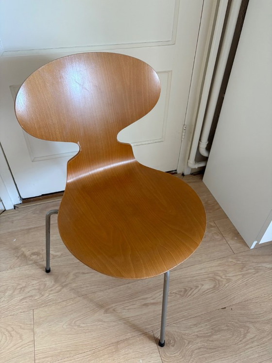 Image 1 of 2 x Arne Jacobsen Ant stoeltje