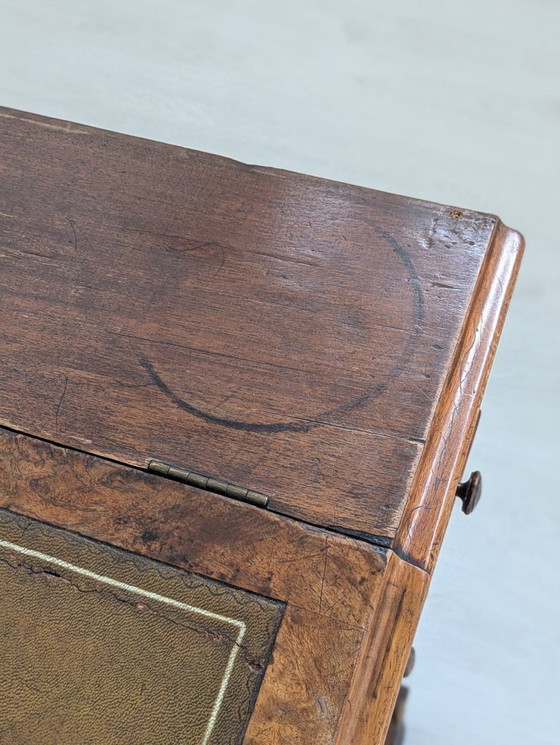 Image 1 of Bureau ancien en bois