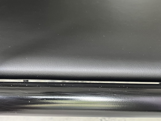 Image 1 of 2 sedie postmoderne Memphis, nere e bianche