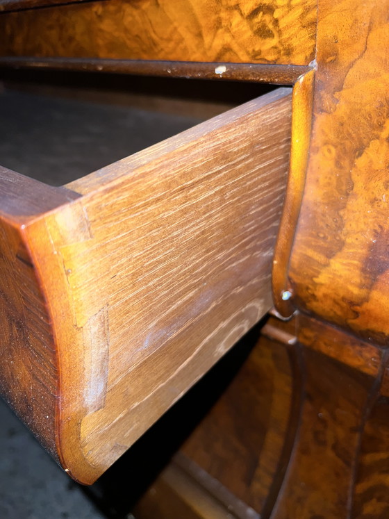 Image 1 of Barocker Bauch und Brust