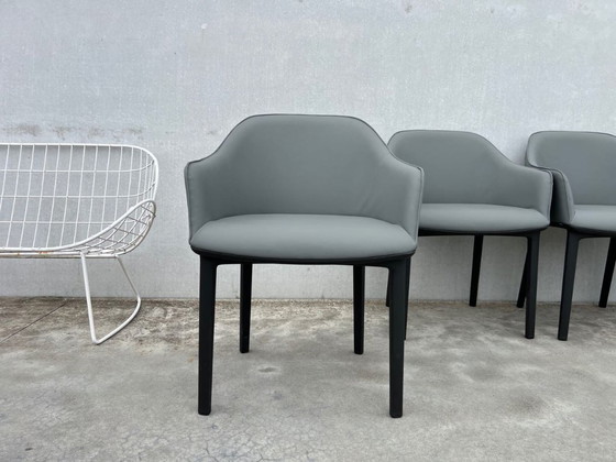 Image 1 of 4x Vitra softshell leather chairs