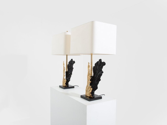 Image 1 of Philippe Cheverny paar grote tafellampen van hars en brons, jaren 70