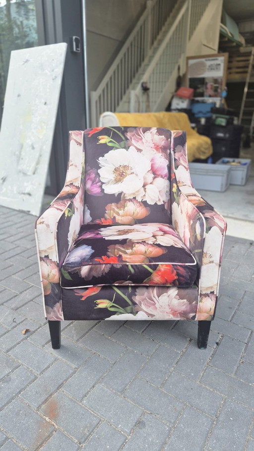 Imperial Collection Fauteuil – Wood, Textile (photo 2 of 5)