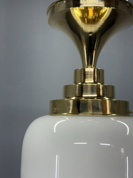 Image 1 of Plafonnier Art Déco en laiton et verre opalin des années 1930, République tchèque