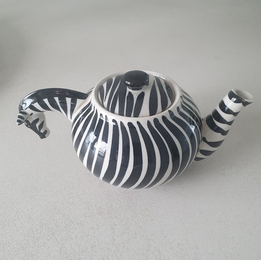 Design theepot. Art Design
