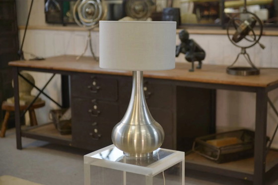 Lampe design en aluminium brossé des années 1970. – Vintage (photo 5 of 10)