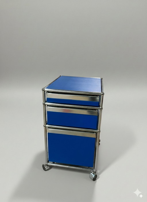 Caisson USM Haller M63 Bleu Mat – 3 Tiroirs Sur Roulettes – Version Haute