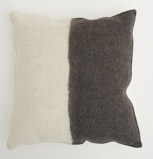 1x M&Otto Design Cushion Dan 70x70 cm