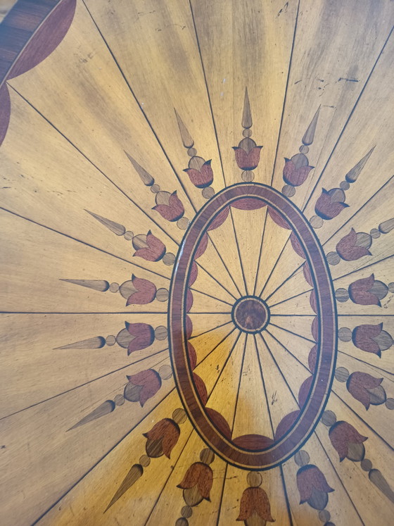 Image 1 of Mesa auxiliar: Excepcional mesa de pedestal Maitland-Smith Prestige – Marquetería artística