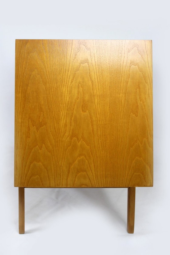 Credenza Mid-Century Modern restaurata in mogano e frassino di UP Zavody, anni '60 – Credenze, Wood (photo 22 of 24)
