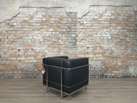 Image 1 of Cassina LC2