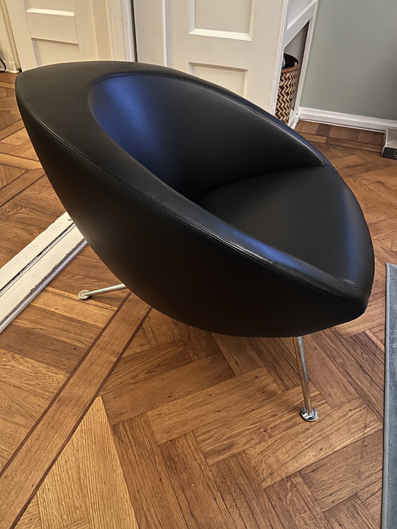 Image 1 of Artifort Hanna