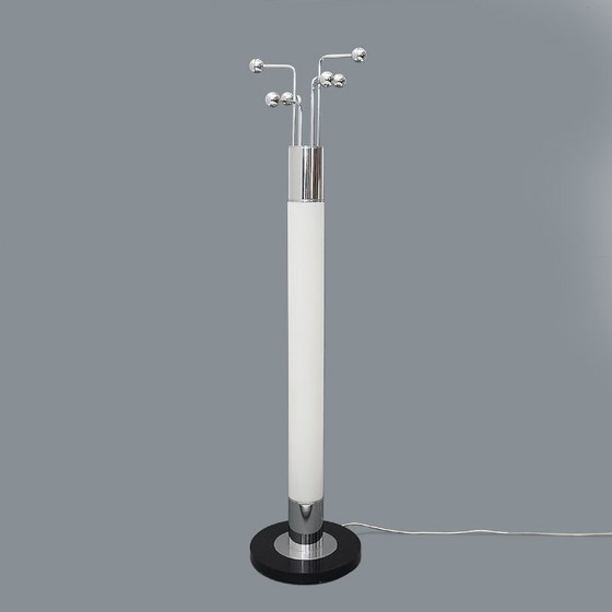 Image 1 of Lámpara perchero en metal cromado, años 70