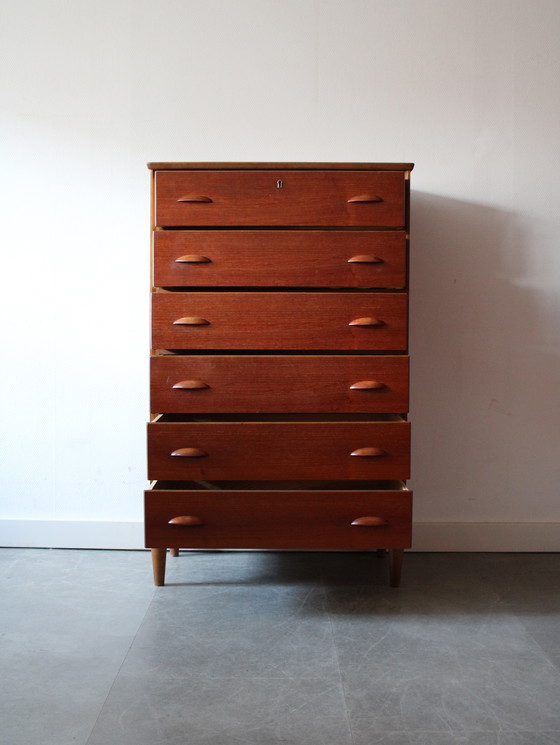Image 1 of Vintage Danish teak chest of drawers, tall and narrow!