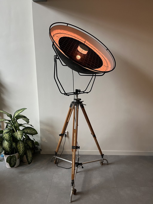 XXXL Film Lamp on Berlebach Tripod