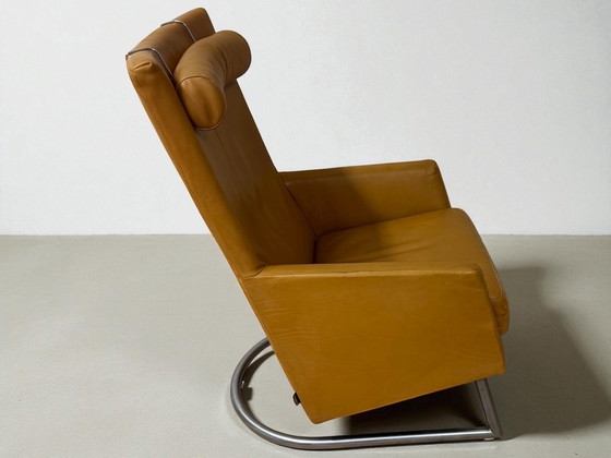 Image 1 of Montis Madonna armchair met hocker