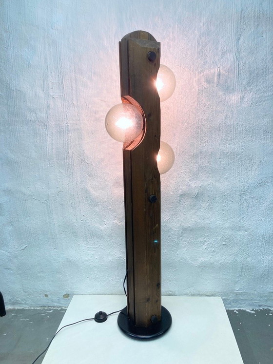 Image 1 of Stehleuchte von Temde aus Holz und Glas dreiflammig 70er brutalistischer Stil