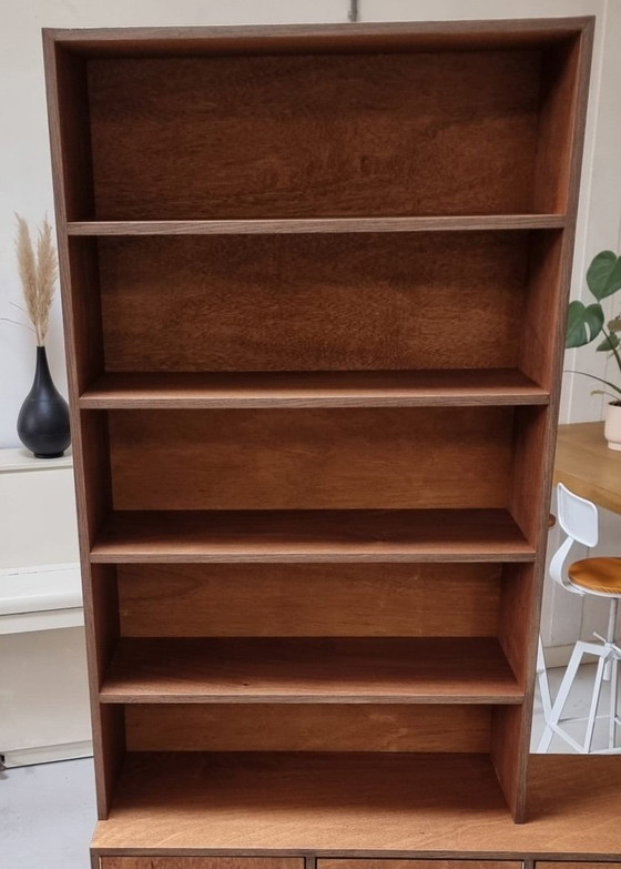 Image 1 of Elvan Highboard