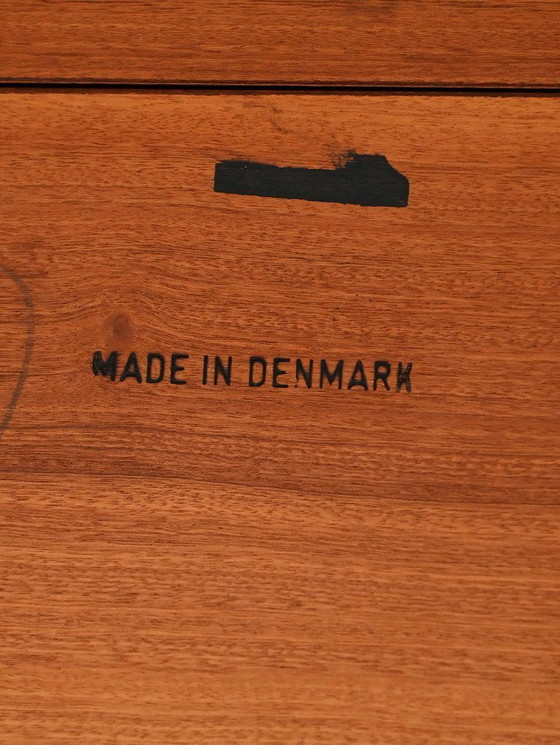 Image 1 of Danish round rosewood table from the 1950s/1960s