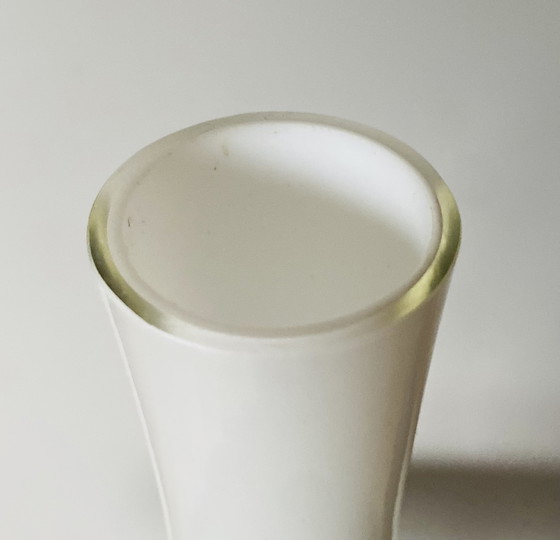 Image 1 of Jacob E Bang per Kastrup/Holmegaard Bottiglia alta opalina, 1957